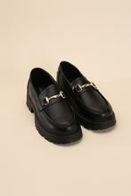 Load image into Gallery viewer, Kingsley Horse Bit Loafer Shoe
