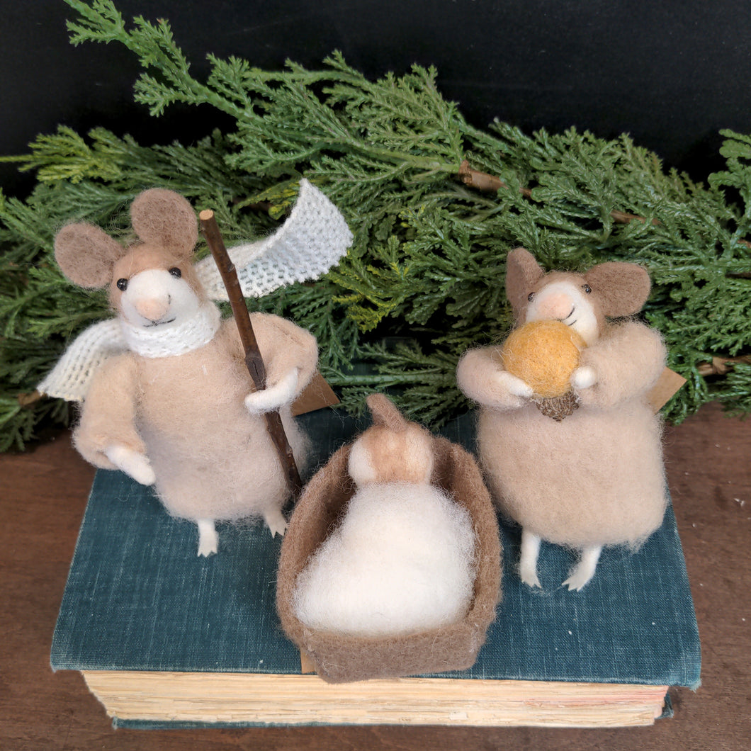 Wool Nativity Mice Set