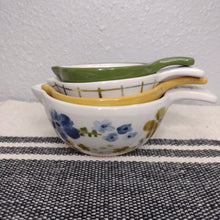 Load image into Gallery viewer, Hand Painted Stoneware Measuring Cups
