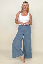 Load image into Gallery viewer, Petal Dew Solid Wide Waistband Wide Leg Pants
