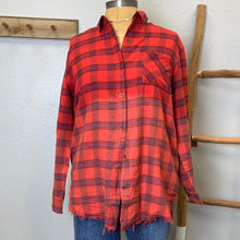Load image into Gallery viewer, Oversized Vintage Wash Plaid Button Up Shirt
